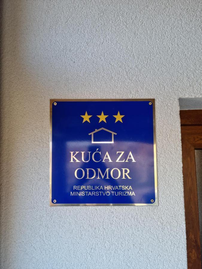 Kuca Za Odmor Baron Villa Kutjevo Dış mekan fotoğraf